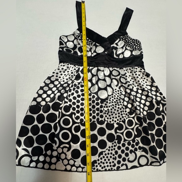 Buyer California Womens Teen Tank Top - Picture 4 of 9